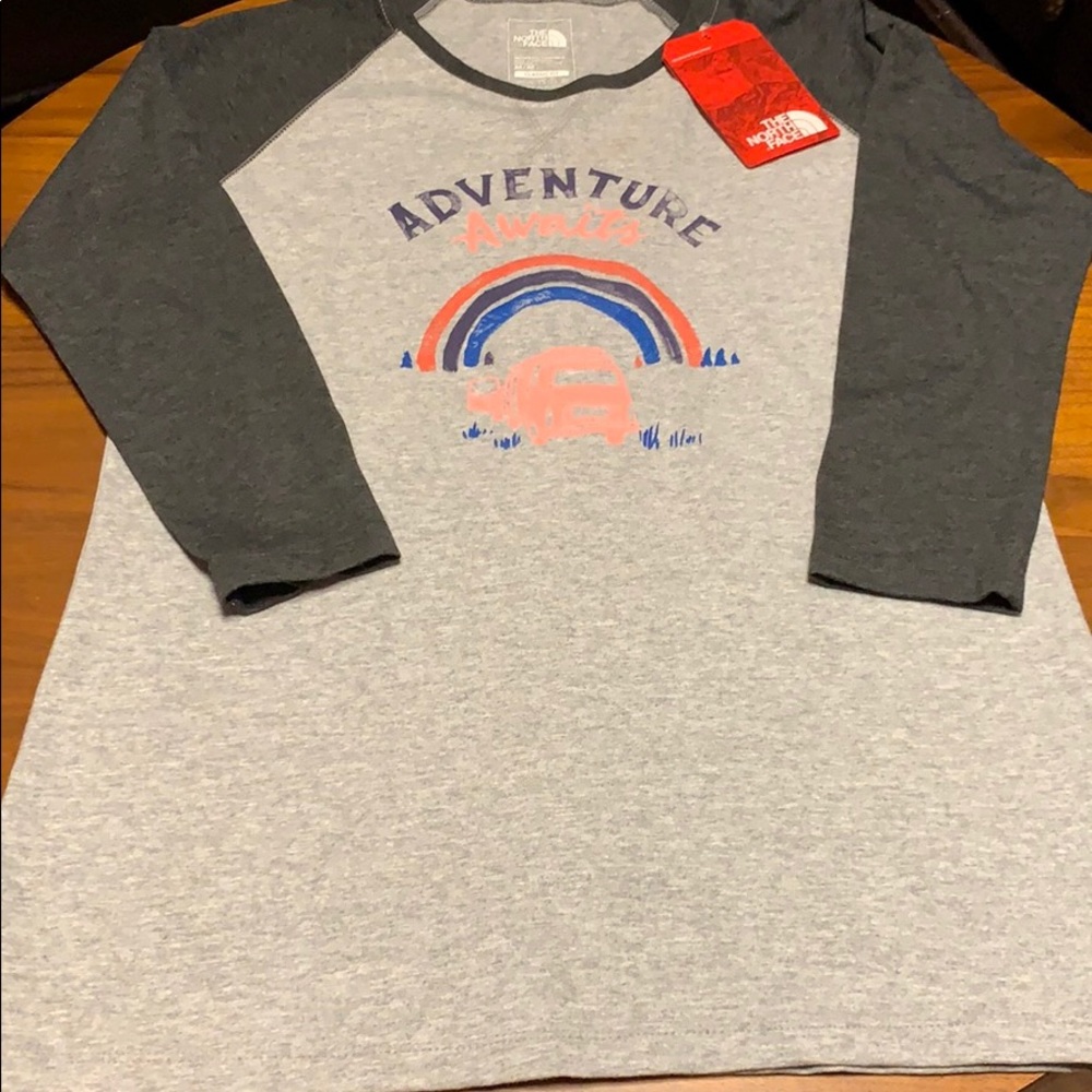 The North Face Adventure Awaits 3/4 Sleeve T-shirt